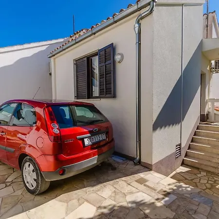 Holiday home House Zdenka Donji Okrug (Ciovo)