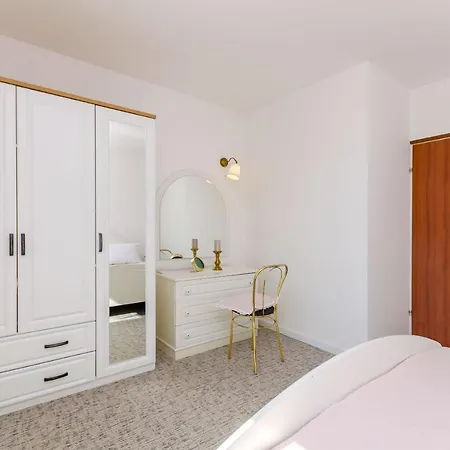 House Zdenka Holiday home Donji Okrug (Ciovo)